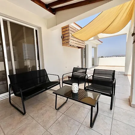 Lejlighed Sunny Palms Penthouse Oroklini