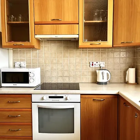 Sunny Palms Penthouse * Oroklini