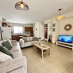Apartment Sunny Palms Penthouse
