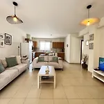 Sunny Palms Penthouse *