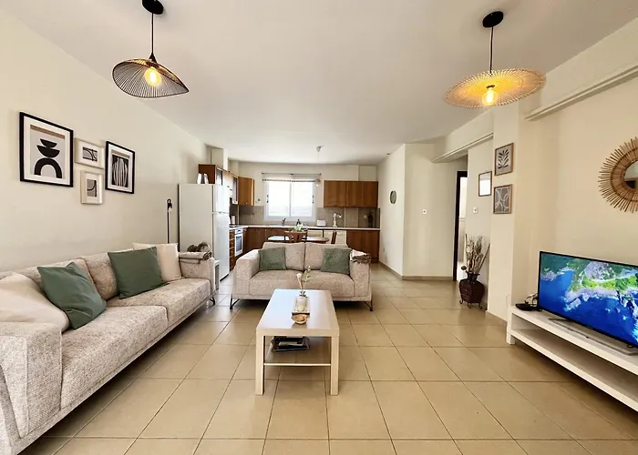 Sunny Palms Penthouse *