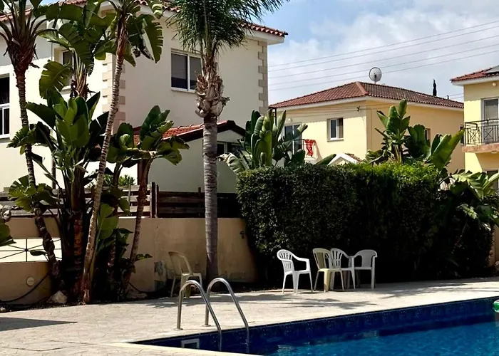 Sunny Palms Penthouse Apartamento Voroklini